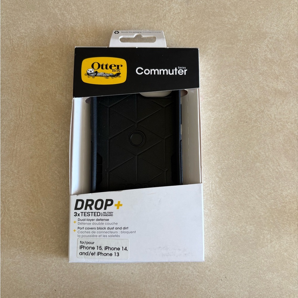OtterBox Commuter Series Black Case for iPhone 15, 14, and/et iPhone 13
